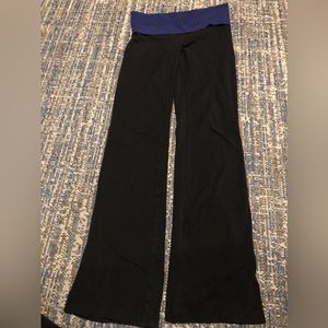 Love pink size small yoga pants